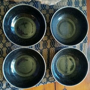 Set of 4 vintage enamelware bowls